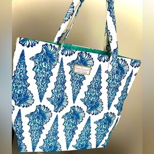 Lilly Pulitzer shoulder bag beach theme tote